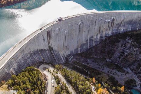 Kraftwerk Staumauer unten